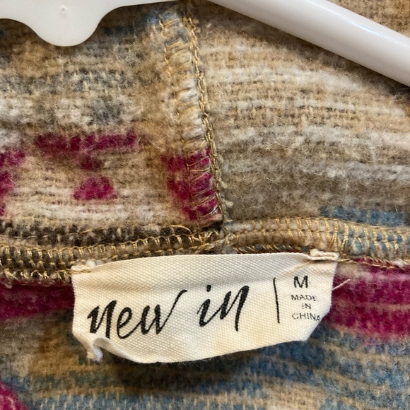 Multicolor Patterned Women's Jacket - Picture 3 of 3